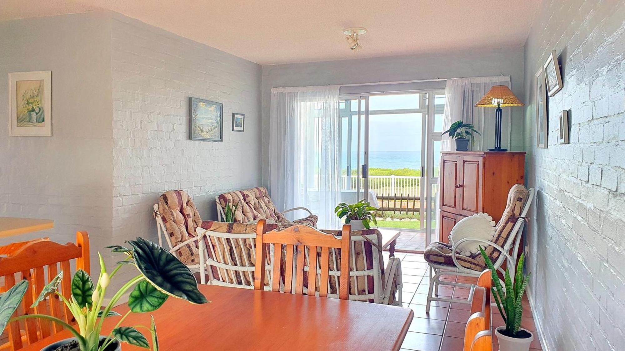 Family Beach Escape: Fully-Equipped 6 Sleeper Apartment Jeffreys Bay Exterior foto
